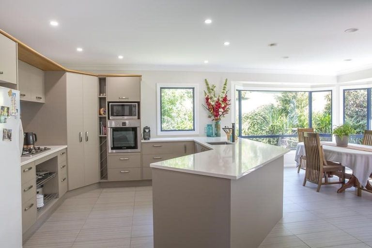 Photo of property in 18r Brianell Valley Road, Pyes Pa, Tauranga, 3112