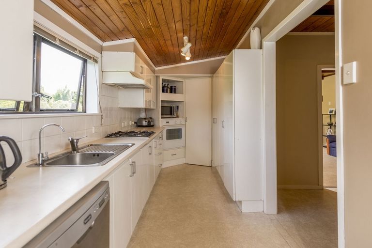 Photo of property in 147 Forest Hill Road, Henderson, Auckland, 0612