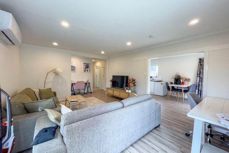 Photo of property in 21 Castleton Street, Birkdale, Auckland, 0626