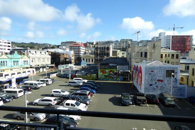 Photo of property in Hannahs Corner, 28/8 Leeds Street, Te Aro, Wellington, 6011