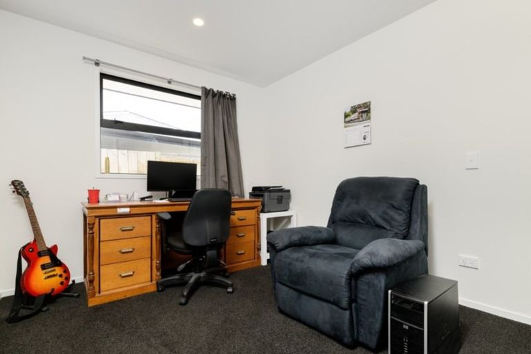Photo of property in 9 Kahuparere Crescent, Pyes Pa, Tauranga, 3112