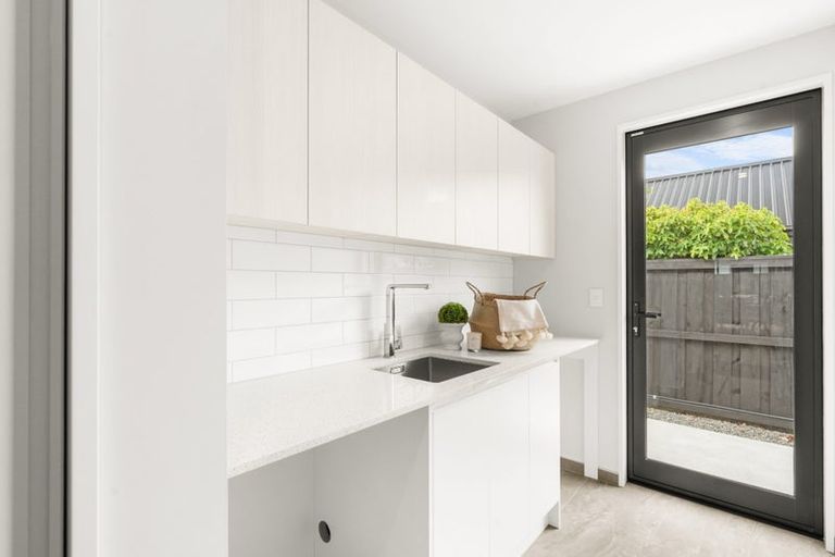 Photo of property in 22 Kirkland Crescent, Harewood, Christchurch, 8051