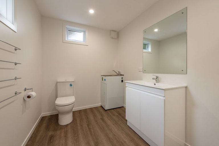 Photo of property in 25f2 Kitchener Terrace, Johnsonville, Wellington, 6037