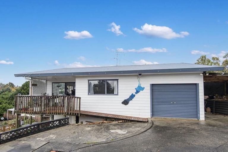 Photo of property in 19b Ogle Crescent, Te Kamo, Whangarei, 0112