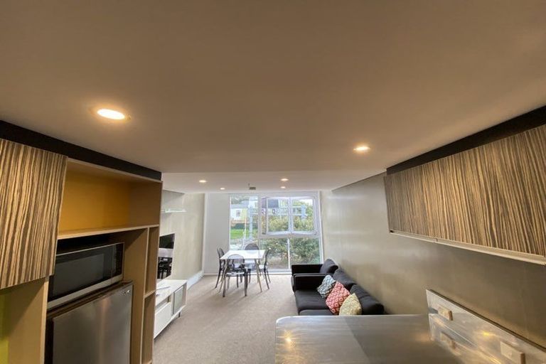 Photo of property in Canvas Apartments, 11/307u Willis Street, Te Aro, Wellington, 6011