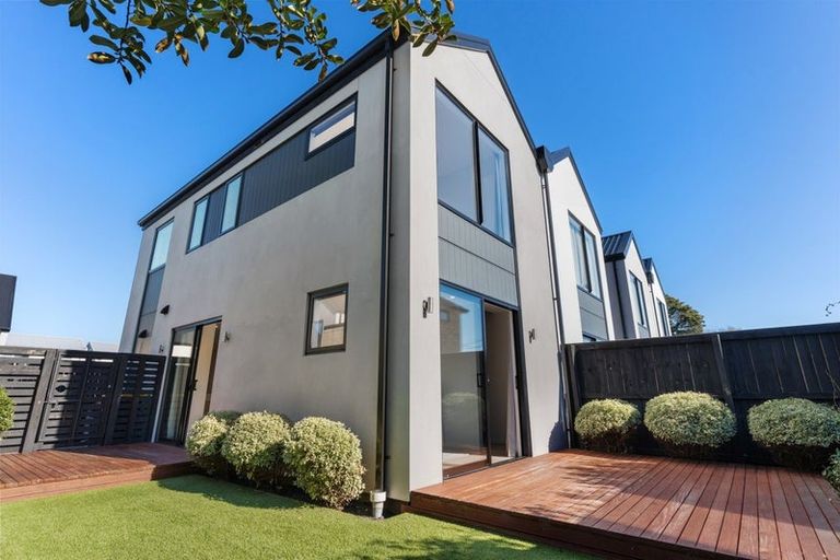 Photo of property in 5/64 Brockworth Place, Riccarton, Christchurch, 8011
