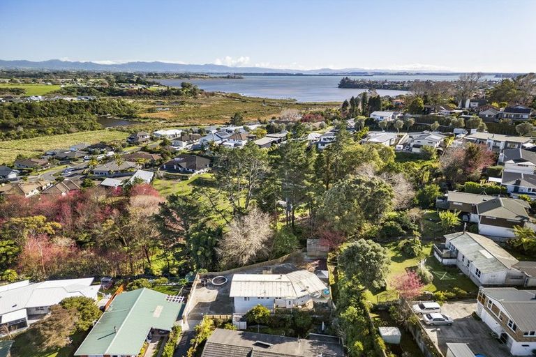 Photo of property in 11 Graham Place, Bellevue, Tauranga, 3110