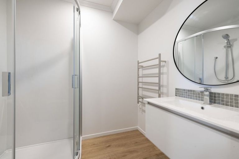 Photo of property in 4/6 Ruakiwi Road, Hamilton Lake, Hamilton, 3204