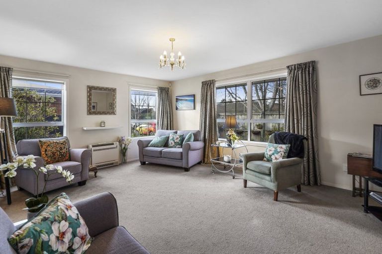 Photo of property in 15 Tudor Avenue, Ilam, Christchurch, 8041