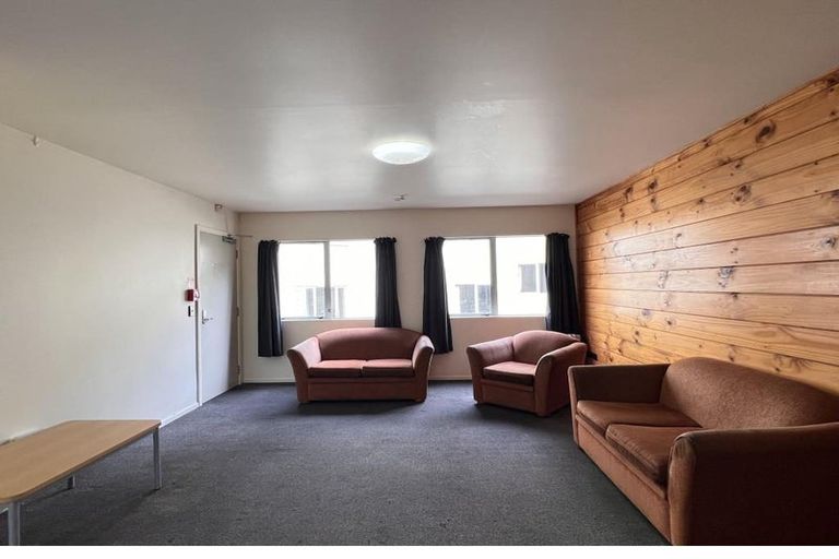 Photo of property in Basin Reserve Complex, 64/4 Sussex Street, Mount Cook, Wellington, 6021