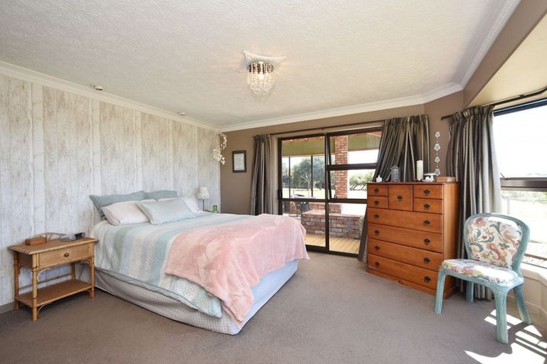 Photo of property in 198 Marama Avenue North, Otatara, Invercargill, 9879