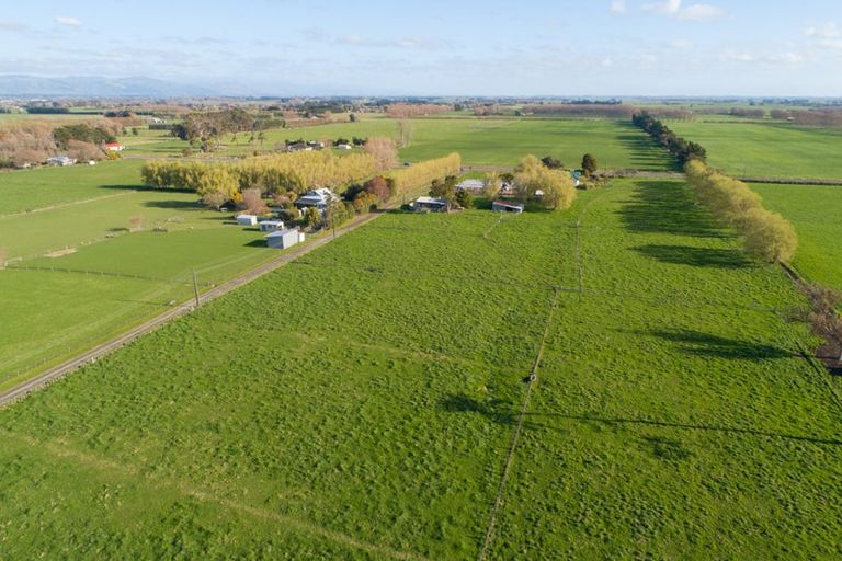 Photo of property in 582 Milson Line, Newbury, Palmerston North, 4478