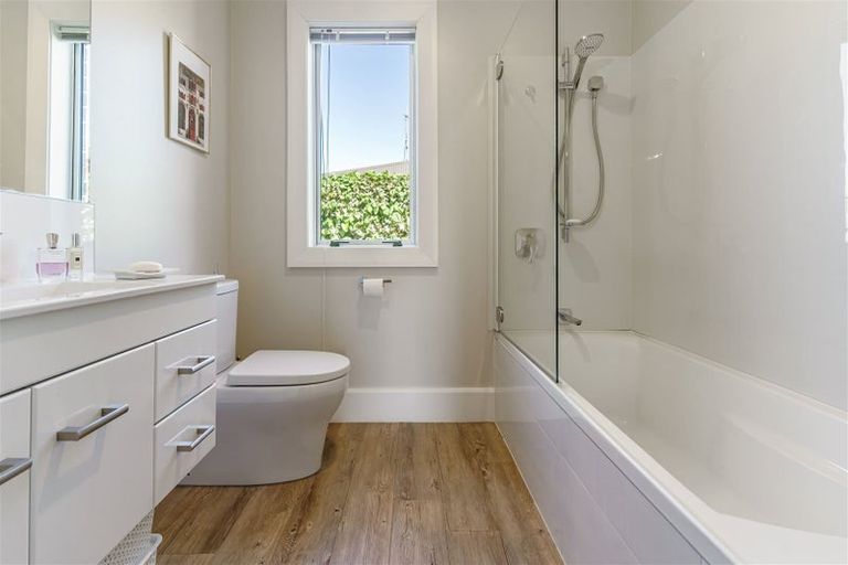 Photo of property in 24 Wyndham Street, Papanui, Christchurch, 8053