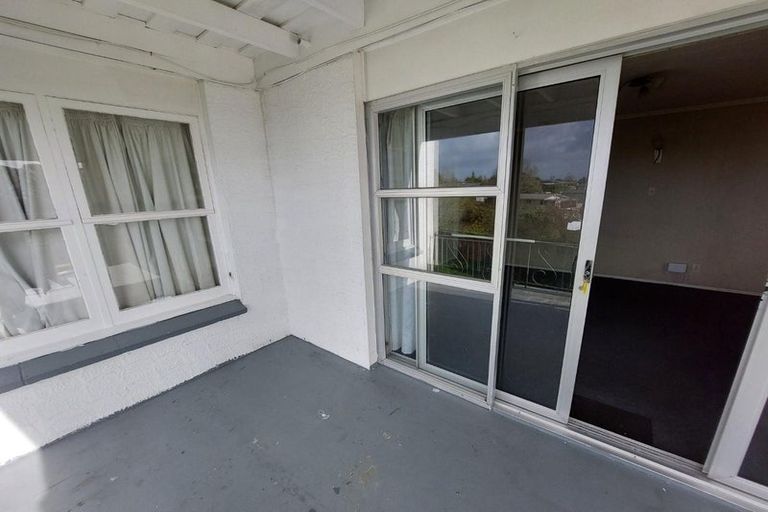 Photo of property in 11 Keegan Drive, Massey, Auckland, 0614