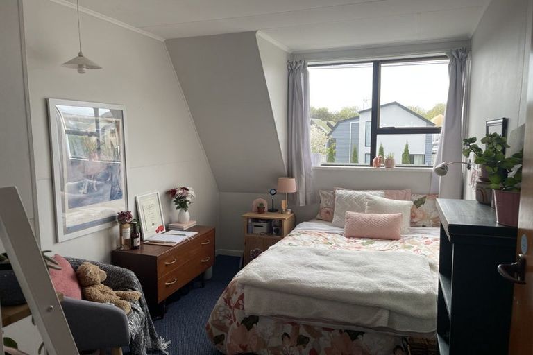 Photo of property in 2/43 Brockworth Place, Riccarton, Christchurch, 8011