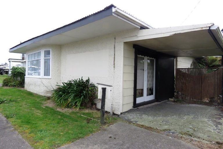 Photo of property in 31 Brougham Street, Westport, 7825