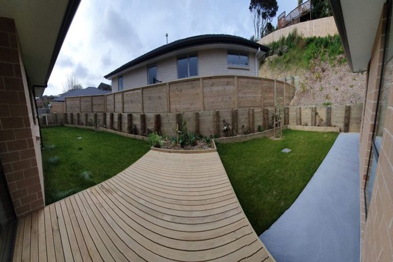 Photo of property in 10 Grapnel Lane, Whitby, Porirua, 5024