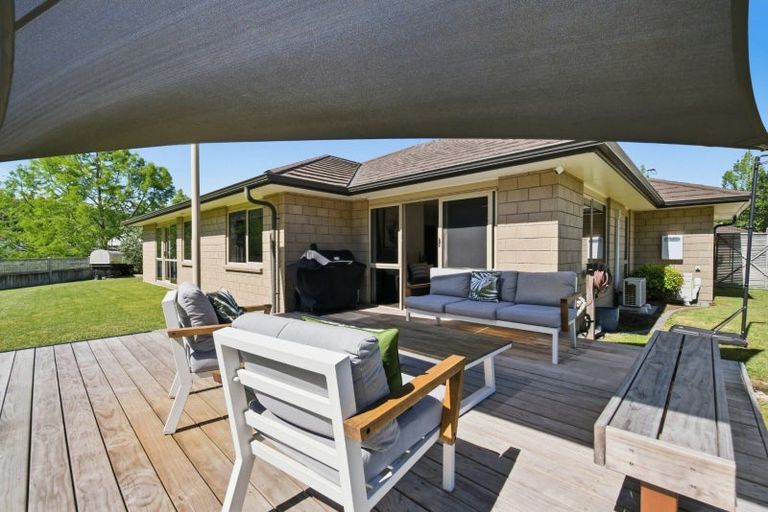 Photo of property in 11 Barometer Way, Pyes Pa, Tauranga, 3112