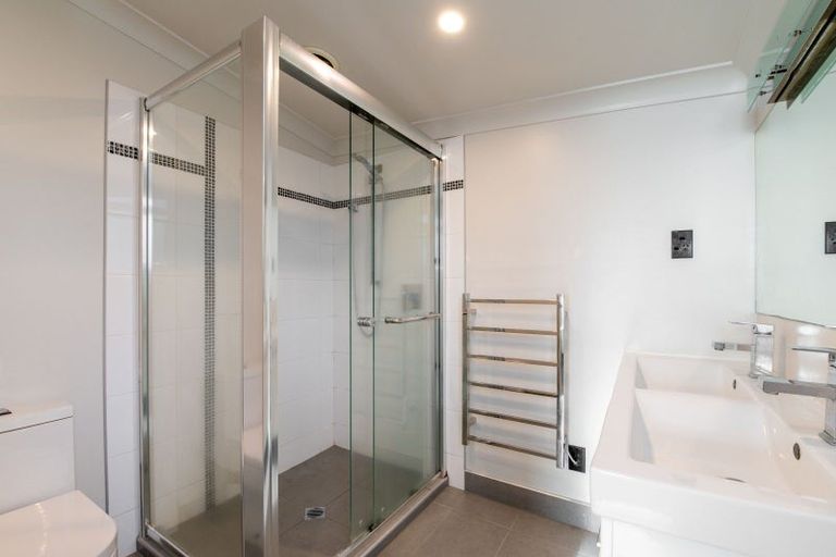 Photo of property in 11b Willow Avenue, Hannahs Bay, Rotorua, 3010