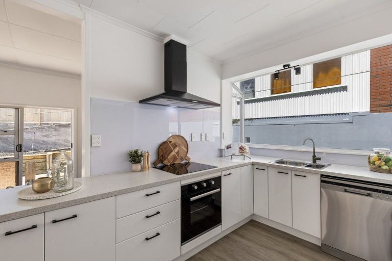 Photo of property in 84 Mill Road, Lower Vogeltown, New Plymouth, 4310