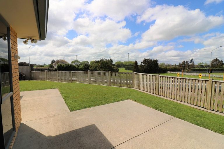 Photo of property in 14 Farleigh Close, Huntington, Hamilton, 3210