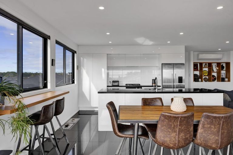 Photo of property in 6 Hawetaone Street, Bell Block, New Plymouth, 4312