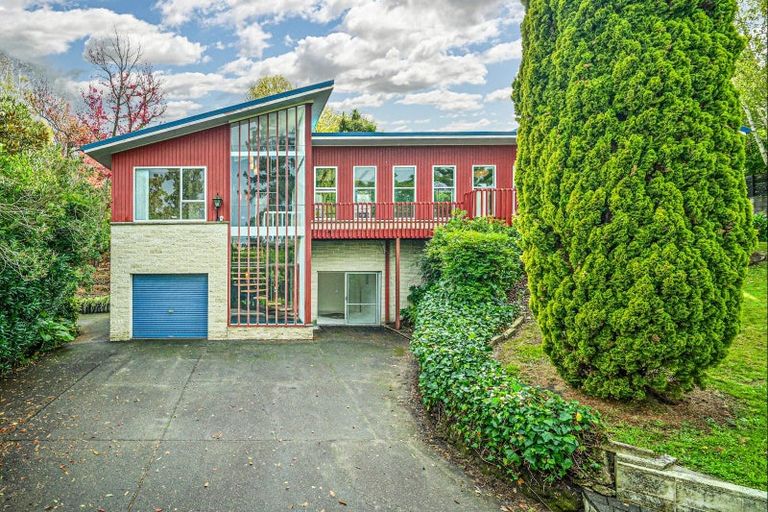 Photo of property in 12 Lovat Street, Havelock North, 4130