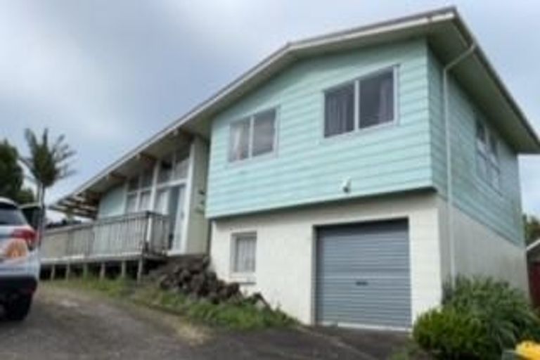 Photo of property in 69 Priestley Drive, Bucklands Beach, Auckland, 2014