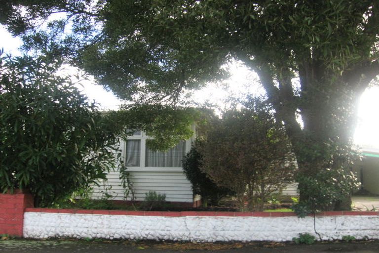 Photo of property in 15 Glasgow Street, Takaro, Palmerston North, 4412