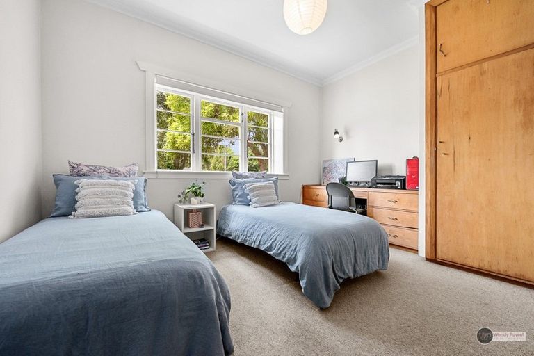 Photo of property in 28 Rossiter Avenue, Waterloo, Lower Hutt, 5011