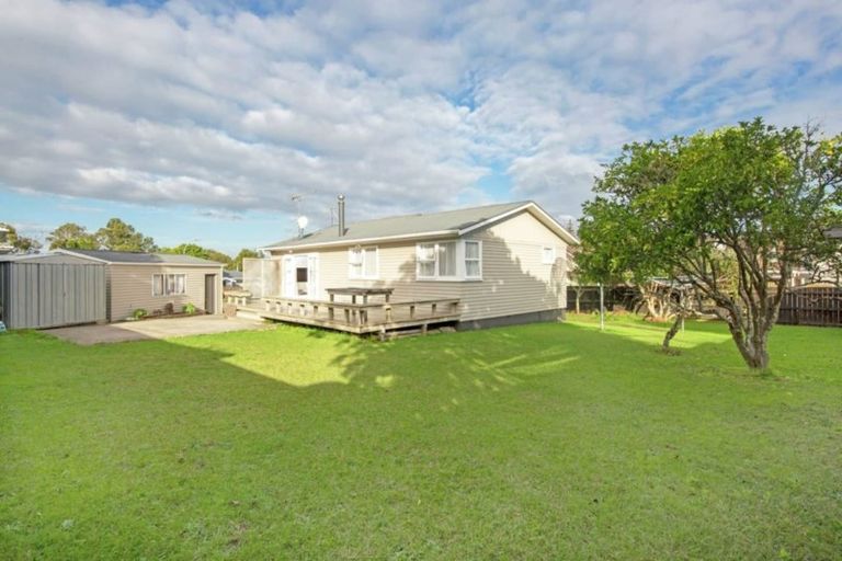 Photo of property in 7 Wanaka Place, Pakuranga Heights, Auckland, 2010