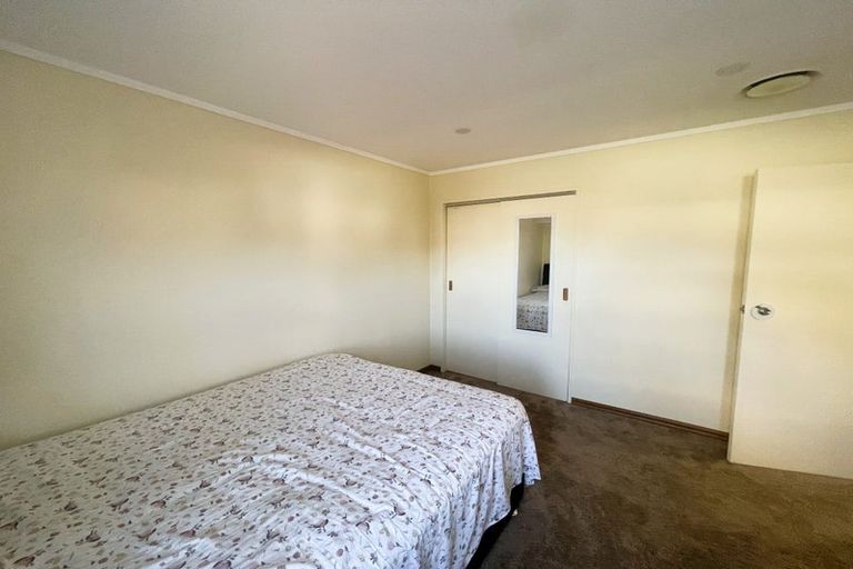 Photo of property in 1 Laredo Grove, Totara Park, Upper Hutt, 5018