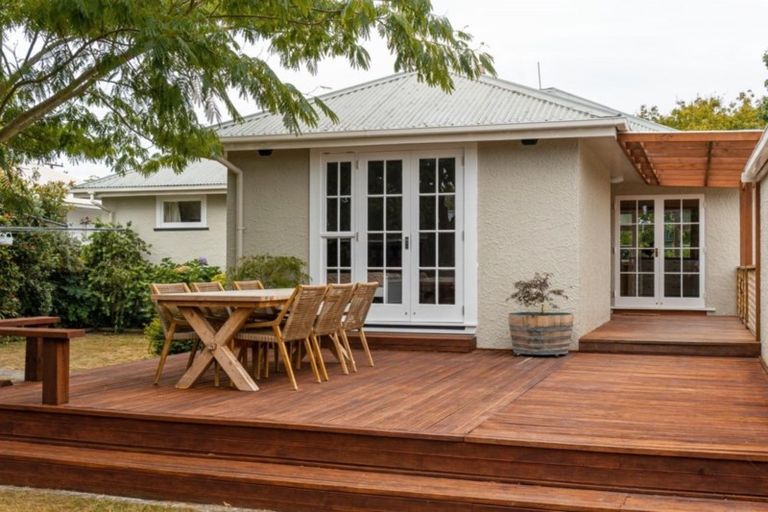 Photo of property in 34 Jellicoe Street, Greytown, 5712