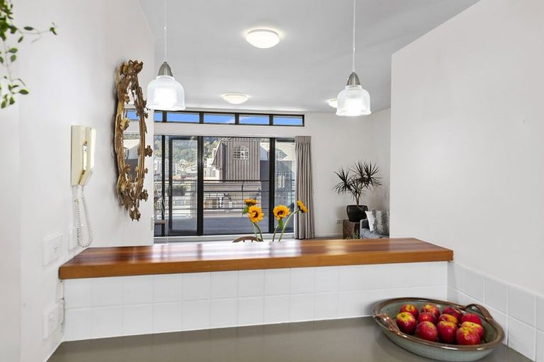 Photo of property in Marion Square Apartments, 6/26 Marion Street, Te Aro, Wellington, 6011