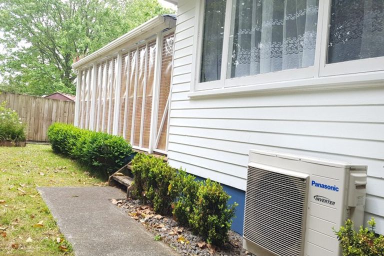 Photo of property in 5 Crockett Lane, Henderson, Auckland, 0610