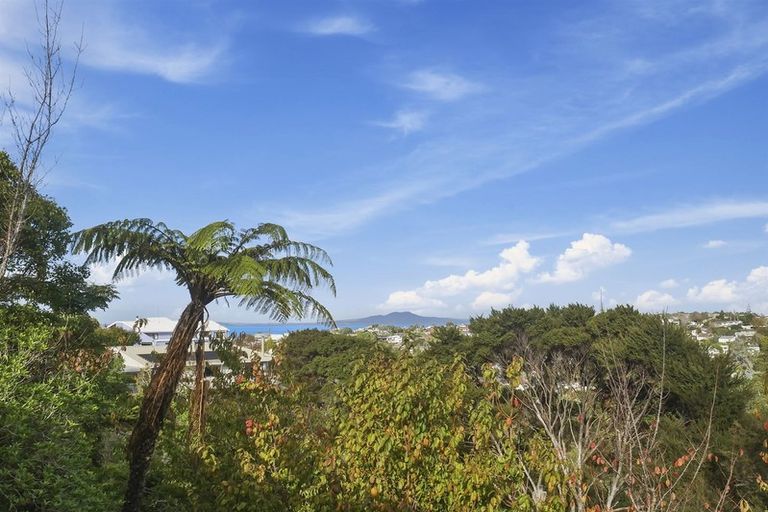 Photo of property in 248 Glenvar Road, Torbay, Auckland, 0630