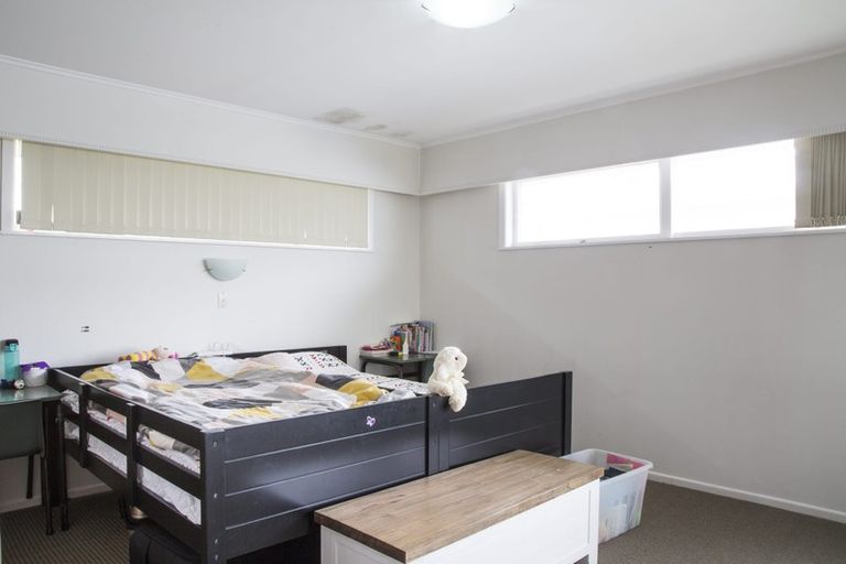 Photo of property in 8 Tye Road, Hillcrest, Auckland, 0627