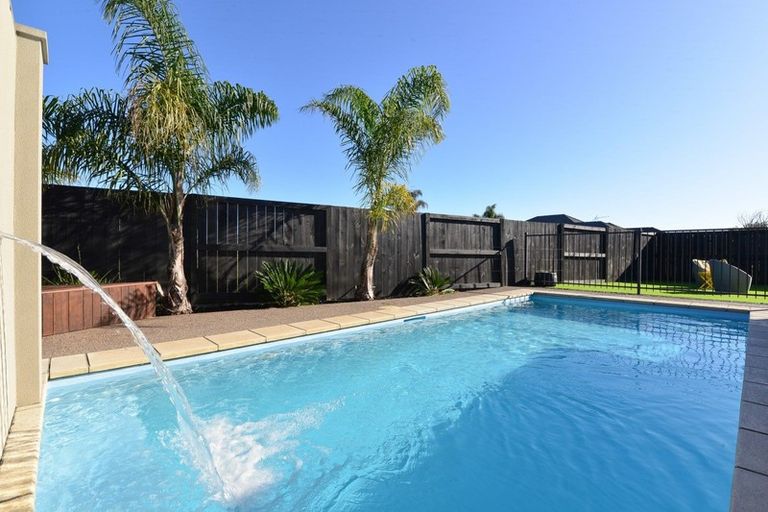 Photo of property in 24 Rhys Avenue, Huntington, Hamilton, 3210