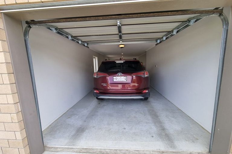 Photo of property in 49 Liquidambar Drive, Hobsonville, Auckland, 0616