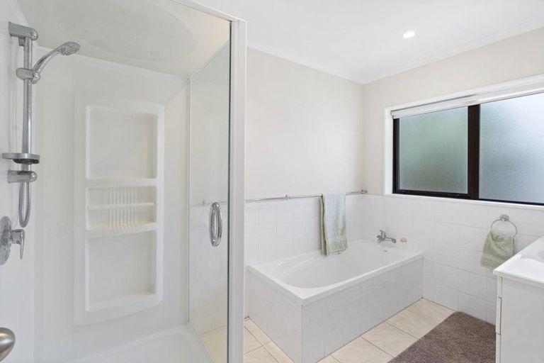 Photo of property in 2/4 Edward Avenue, Otara, Orewa, 2023