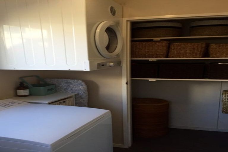 Photo of property in 5 Trilids Lane, Churton Park, Wellington, 6037