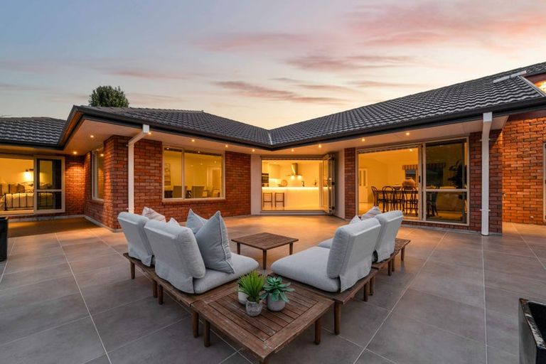 Photo of property in 377 Frankley Road, Ferndale, New Plymouth, 4310