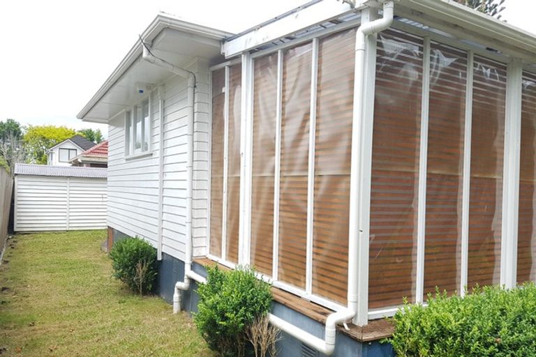 Photo of property in 5 Crockett Lane, Henderson, Auckland, 0610