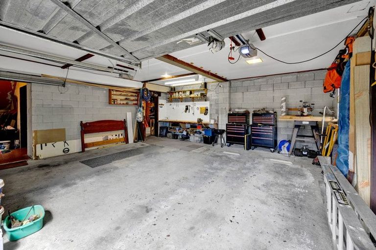 Photo of property in 8 Totara Terrace, Inglewood, 4330