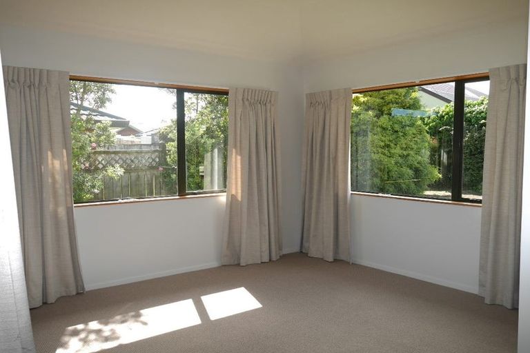 Photo of property in 77 Michael Road, Paraparaumu Beach, Paraparaumu, 5032
