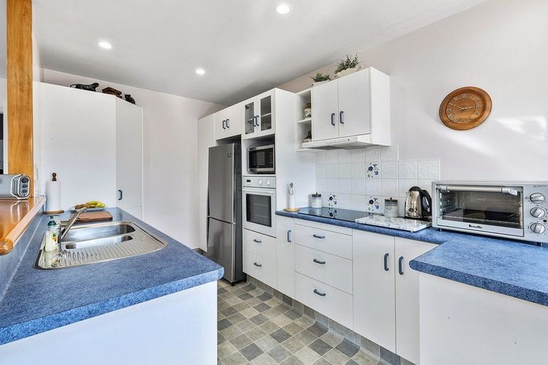 Photo of property in 4-u1 Richard Street, Titahi Bay, Porirua, 5022