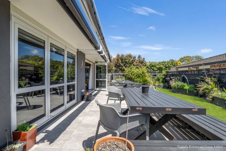 Photo of property in 112b Weraroa Road, Levin, 5510