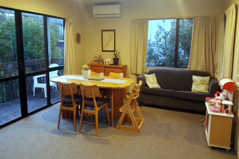 Photo of property in 46 Evans Road, Glen Eden, Auckland, 0602