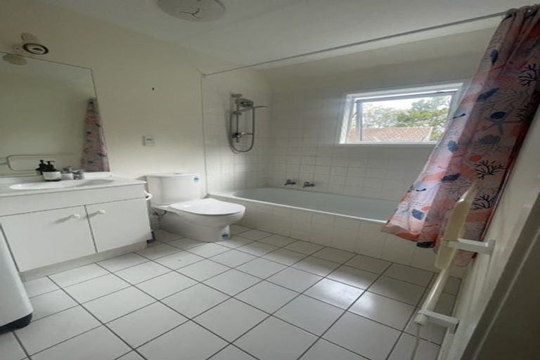 Photo of property in Pitarua Court, 11u4 Pitarua Street, Thorndon, Wellington, 6011