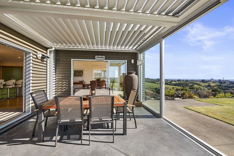 Photo of property in 62 Atkinson Road, Hurworth, New Plymouth, 4371